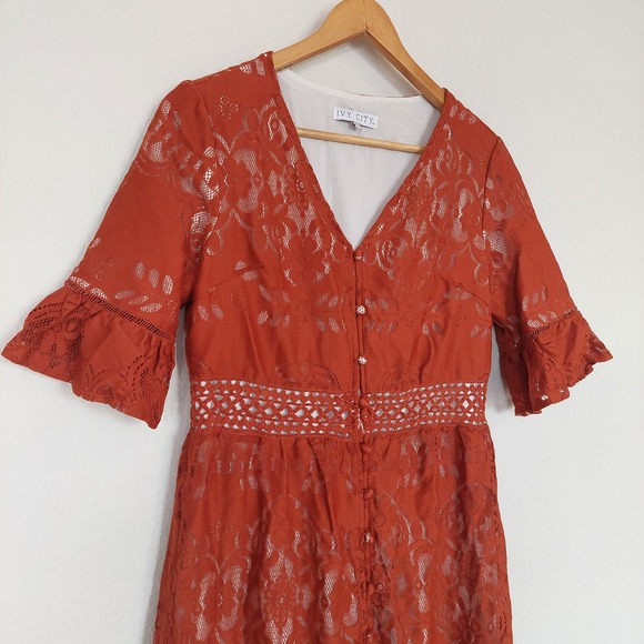 Ivy City Co. Monroe Lace Button Down Midi Dress Burnt Orange Size Medium - Picture 3 of 10